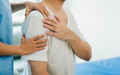 Can a Shoulder Pain Doctor Help You Manage Your Pain?